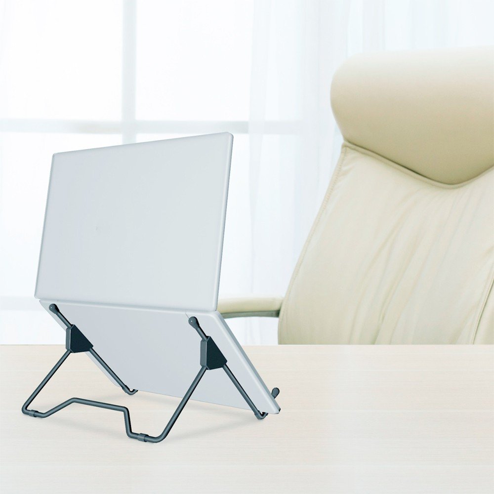 Notebook em suporte de mesa